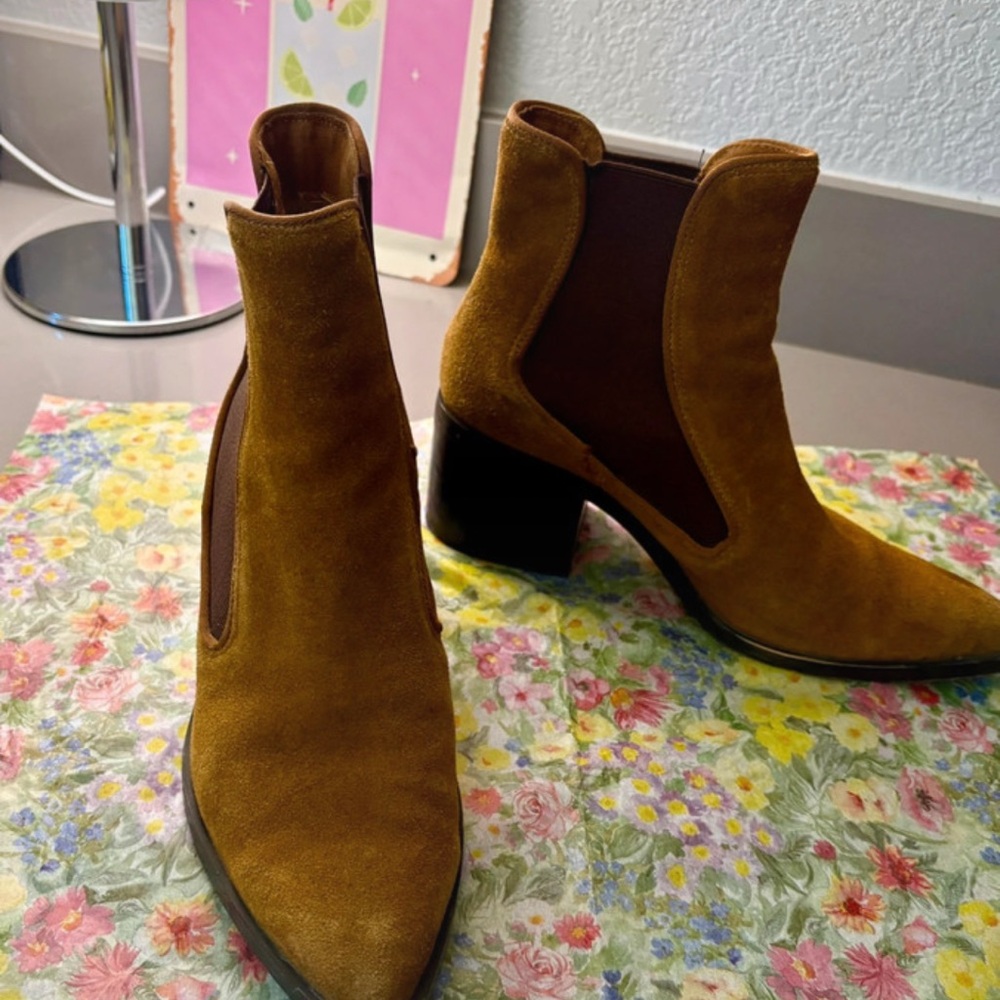 Suede Brown Heeled Chelsea Boots